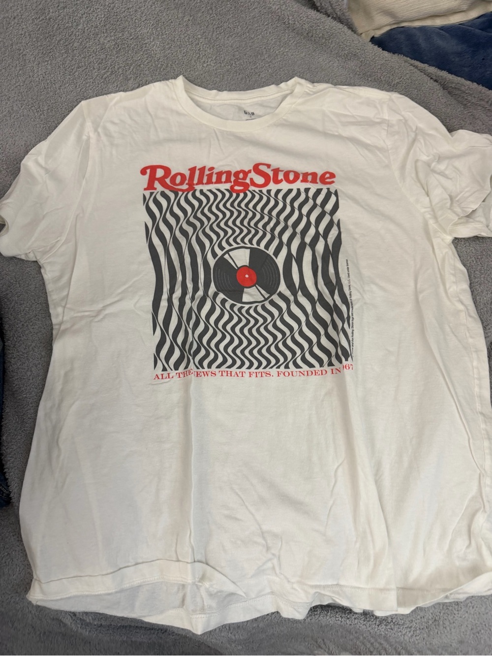 Rolling Stone White Graphic Tee with Red & Black Print mens Xl Gap